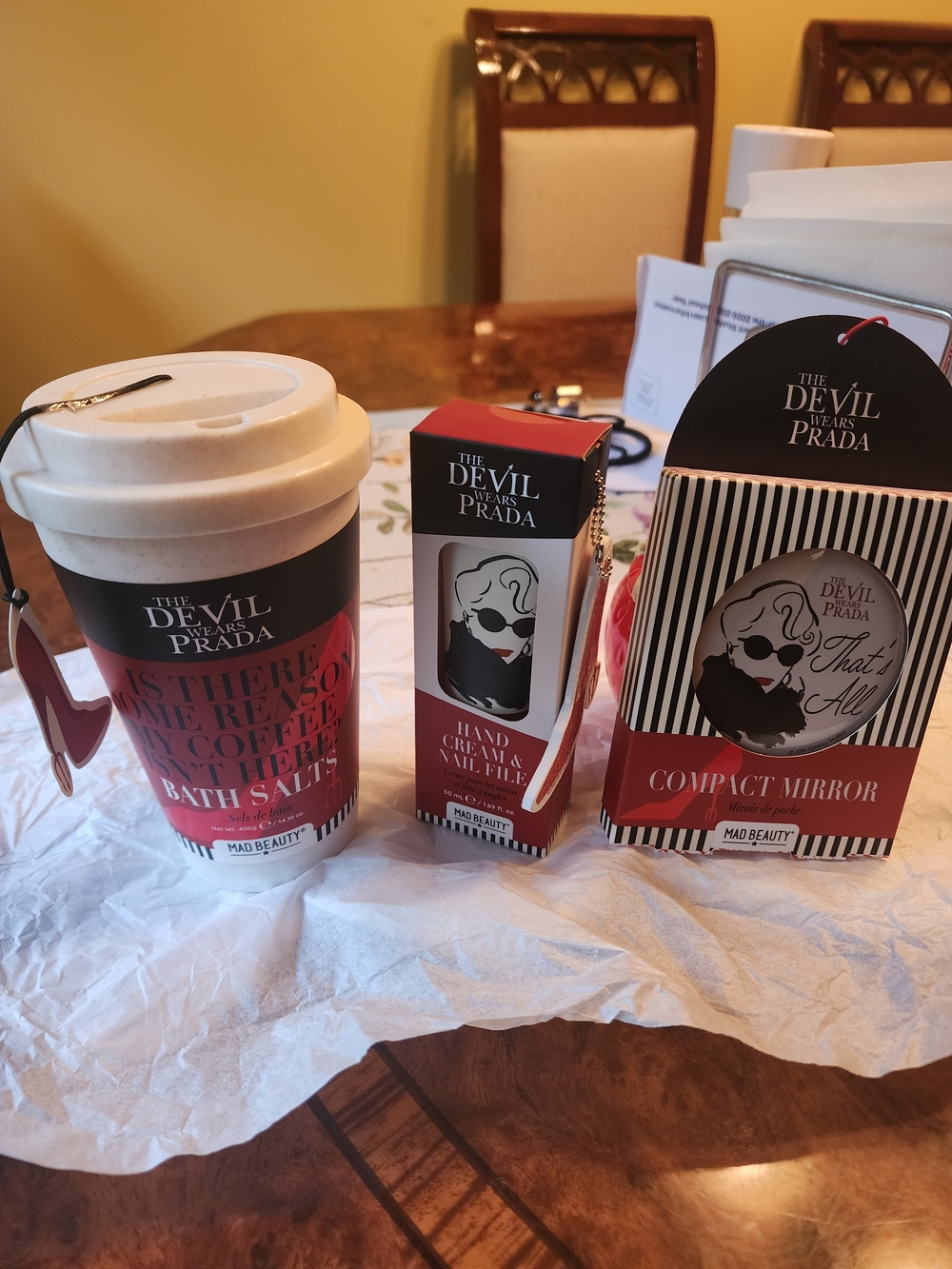 ✨️The Devil Wears Prada Inspired Self-Care Bundle – New - Picture 5 of 5